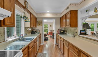 17 Long Hill Farm, Guilford, CT 06437