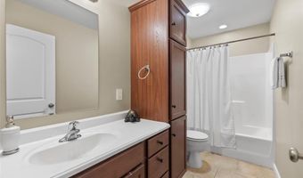 5712 Staely Ave, Affton, MO 63123