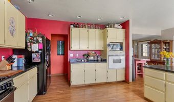 8990 PERRYDALE Rd, Amity, OR 97101