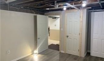 1015 Moneta Ave, Aurora, OH 44202