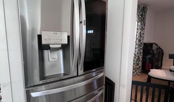 66 Howard St, Bangor, ME 04401
