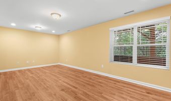 892 Queen City Cres, Apex, NC 27523