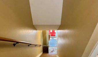 23 Holland St, Bangor, ME 04401
