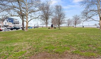 605 FRONT St, Delaware City, DE 19706