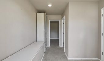6730 E Loop 1604 S, Adkins, TX 78101