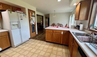 8005 Stone Castle Rd, Athens, OH 45701