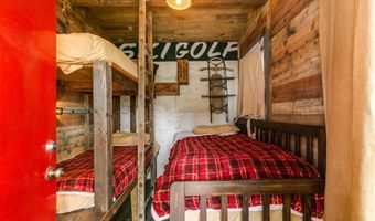 15 E Coronado Rd, Angel Fire, NM 87710