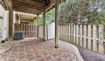 6731 DOROTHY GILES Ct, Alexandria, VA 22315