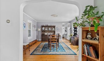 227 High St, Belfast, ME 04915