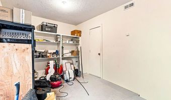1 Rockford Ln, Bella Vista, AR 72715