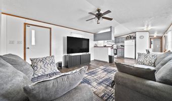 170 Spruce Ridge Dr, Ashville, OH 43103