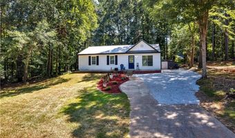 1316 Hickory Cir, Auburn, GA 30011