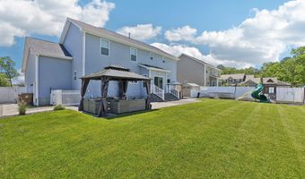 4 Bridle Path, Bayville, NJ 08721