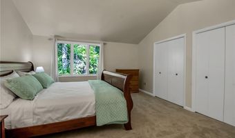 88 Breezewood Cmn, Amherst, NY 14051