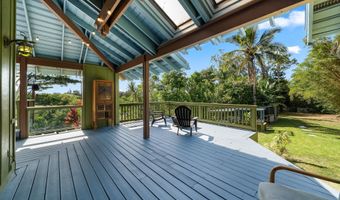 690 E Kuiaha Rd, Haiku, HI 96708