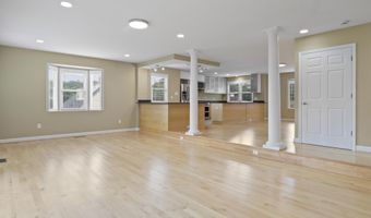 4415 ROBERTS Ave, Annandale, VA 22003