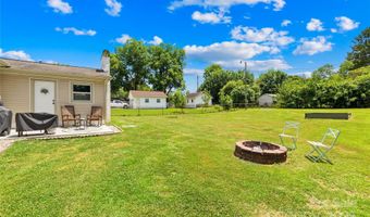 4134 Firethorne Rd, Charlotte, NC 28205