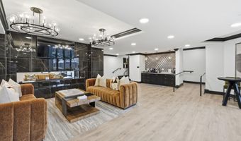 701 N HENRY St 210, Alexandria, VA 22314