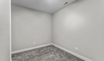 2008 Little Creek Cir, Rockford, MN 55373
