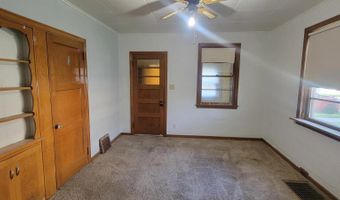 818 NE 3rd Ave, Aberdeen, SD 57401