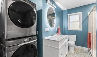 4 Saturn Ct, Alloway, NJ 07422