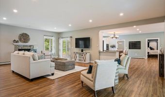 271 Red Gate Ln, Acton, ME 04001