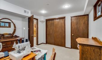 2503 MCKINNEY Dr, Cheyenne, WY 82009