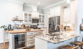 211 Campbell St, Aberdeen, NC 28315
