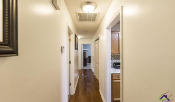 853 Parkview Dr, Macon, GA 31211