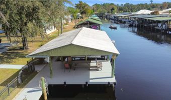 1621 SPRING GARDEN Dr, Astor, FL 32102
