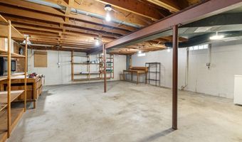 105 21st St NW, Austin, MN 55912