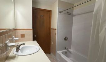 8 Wood Dr, Atkinson, NH 03811