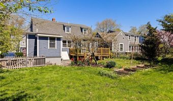 92 Franklin St, Bristol, RI 02809