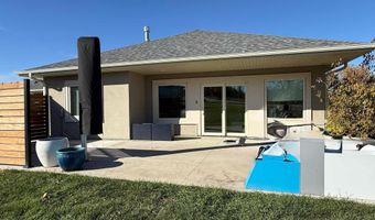 1002 Abby Rd, Alton, IA 51003