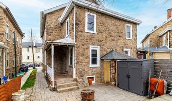 92 ORANGE Ave, Ambler, PA 19002