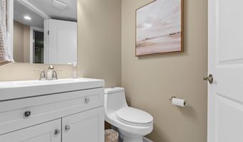 413 Holly Garden Ct, Ballwin, MO 63021