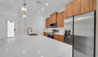 2005 Robert Ave, Alva, FL 33920