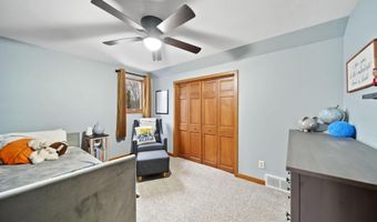 1544 Brookfield Ct, Adrian, MI 49221