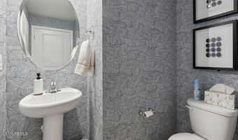 6 Dahlia Ct, Bayville, NJ 08721