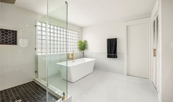25311 Pike Rd, Laguna Hills, CA 92653