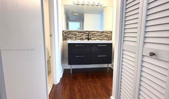 20335 W Country Club Dr 502, Aventura, FL 33180