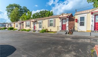 24 Bethune St, Alexandria Bay, NY 13607