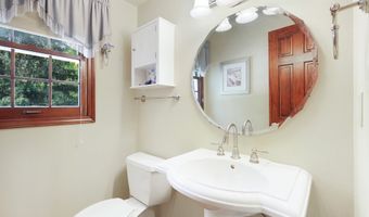 450 Eldridge Rd, Aurora, OH 44202