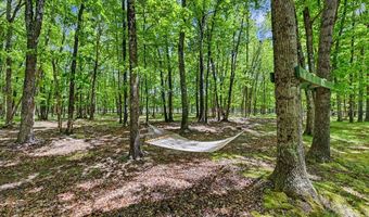 74 Beaver Dr, Albrightsville, PA 18210