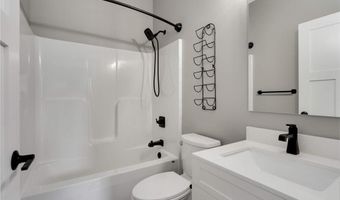 15590 Duck Trail Ln, Apple Valley, MN 55124