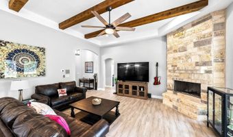 156 Crescent Rdg, Adkins, TX 78101