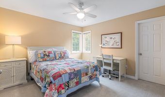 10310 E Rivershore Dr SE, Alto, MI 49302