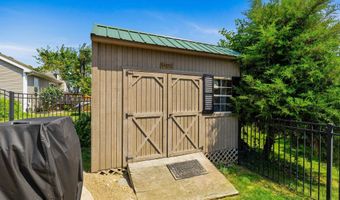 1306 Lori Lea St, Auburn, IN 46706