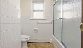 576 AVENUE E, Bayonne, NJ 07002