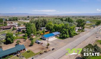 153 E 1st St N, Cowley, WY 82420